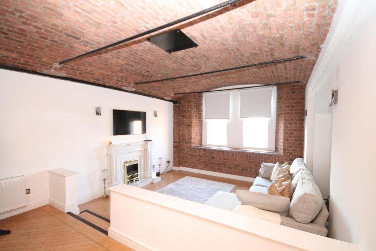 Waterloo Warehouse Apartment